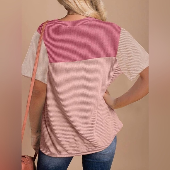 Color block Tshirt - Picture 2 of 4